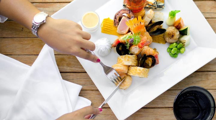 Ambre-Resort-Spa-Restaurant-Restaurang-Food-Mat