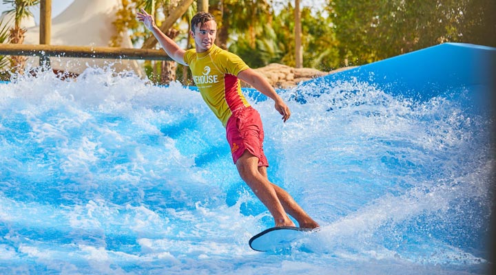 Atlantis-The-Palm-Waves-Wave-Waterpark-Vattenpark