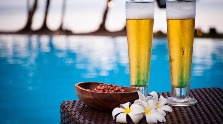 Atmosphere-Dive-Resort-Dauin-Beer-Beers-Pool-Poolen