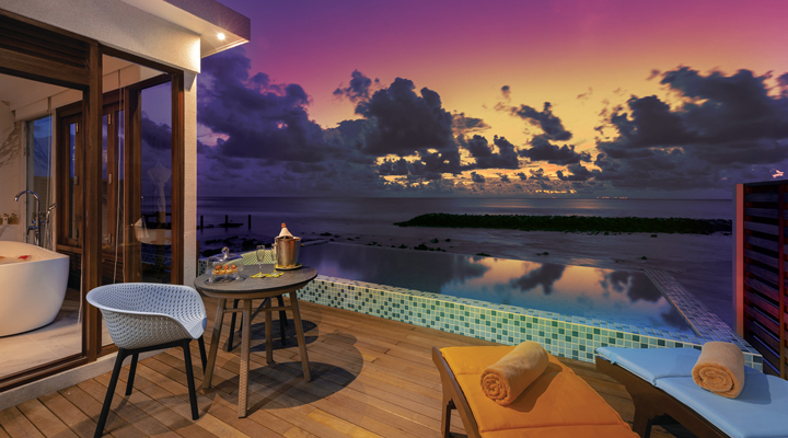 Atmosphere-Kanifushi-Resort-Spa-Watervilla-Poolvilla-Vattenvilla-Poolvilla-Deck