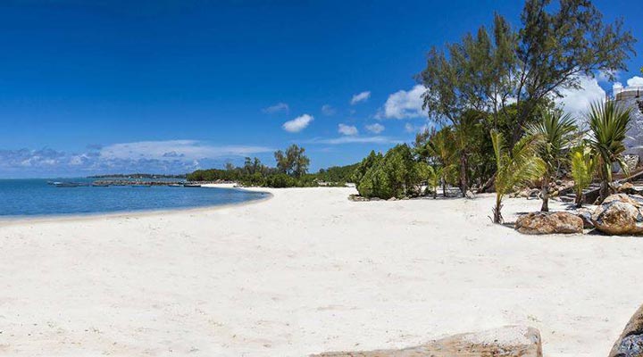 Azuri-Beach-Strand