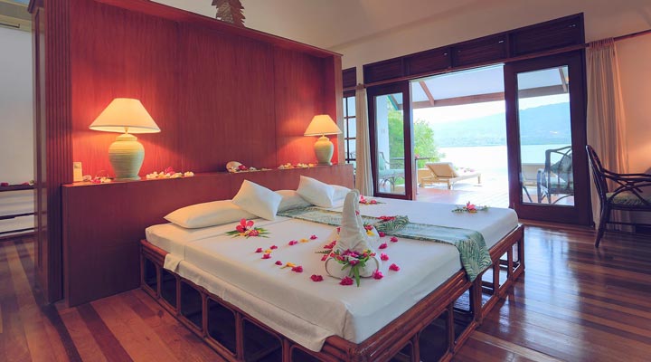 Badian-Island-Wellness-Resort-Room-Rooms-Rum-Bed-Sang