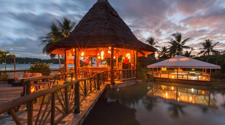 Badian-Wellness-Resort-Night-Pier-Lights