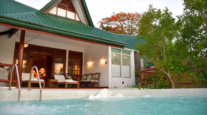 Badian-Wellness-Resort-Spa-Poolvilla-Pool-Villa-Deck