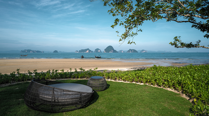 Banyan-Tree-Krabi-Grass-Strand-Spa-Stranden