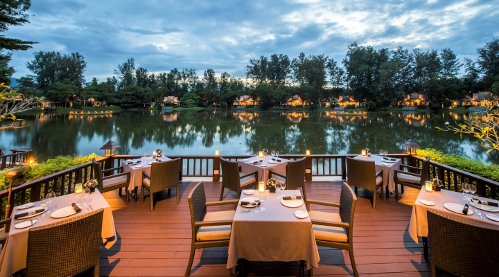 Banyan-Tree-Resort-Spa-Phuket-restaurant