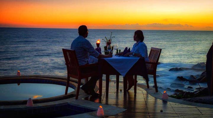 Banyan-Tree-SEZ-Resort-Spa-Dinner-Middag-Couple-Par-Romance-Romans