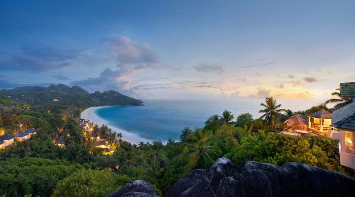 Banyan-Tree-Views