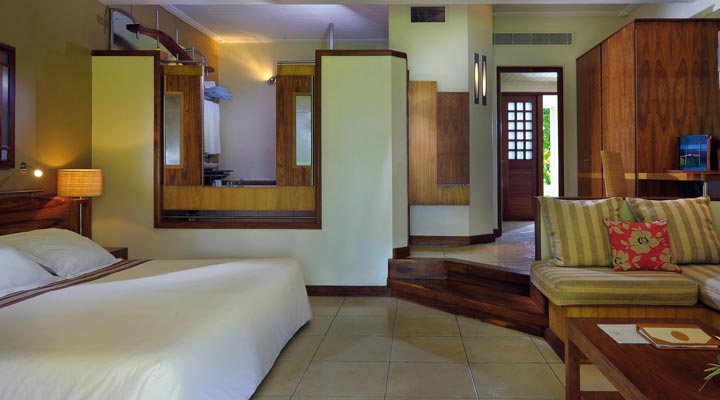 Beachcomber-Shandrani-Room-Rooms-Rum-Bed-Sang