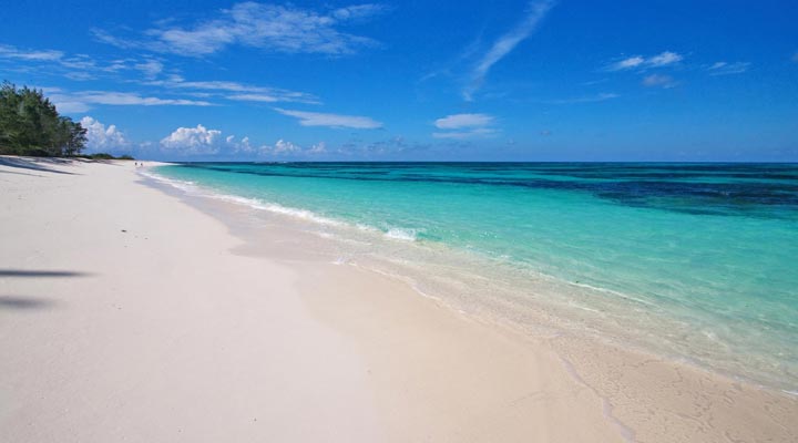 Bird-Island-Lodge-Beach-Strand-Lagoon-Lagun