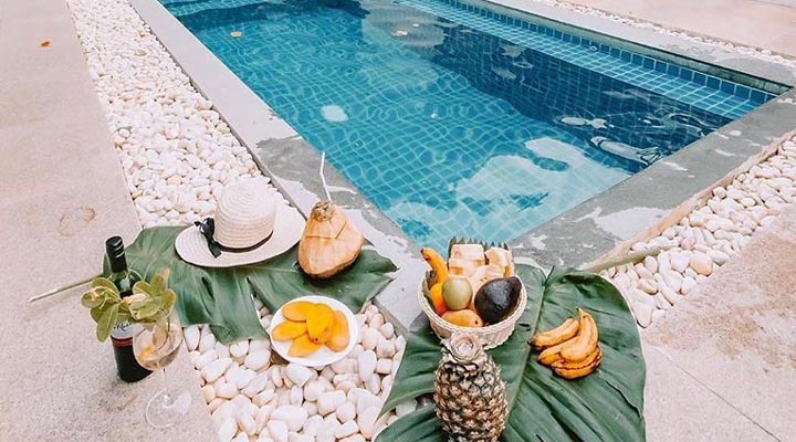 Bluewater-Sumilon-Island-Resort-Spa-Poolvilla-Pool-Fruit-Frukt