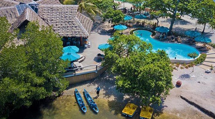 Bluewater-Sumilon-Island-Resort-Spa-newpool