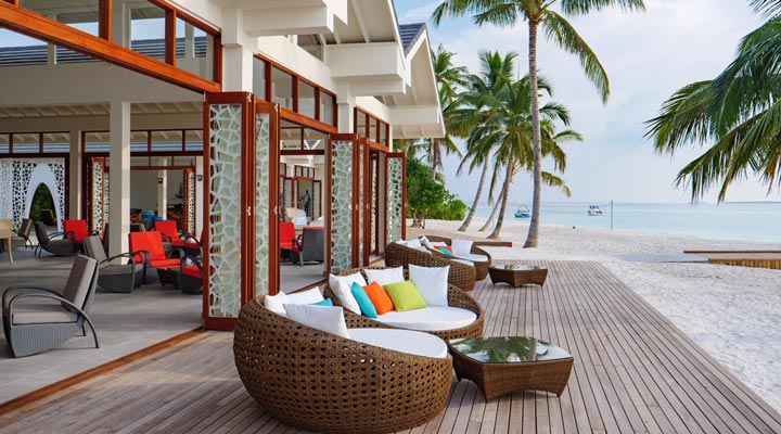 Carpe-Diem-Beach-Resort-Spa-Lounge-Lobby-Bars