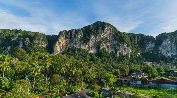 Centra-Phu-Pano-Resort-Spa-View-Utsikt-Mountain-Berg