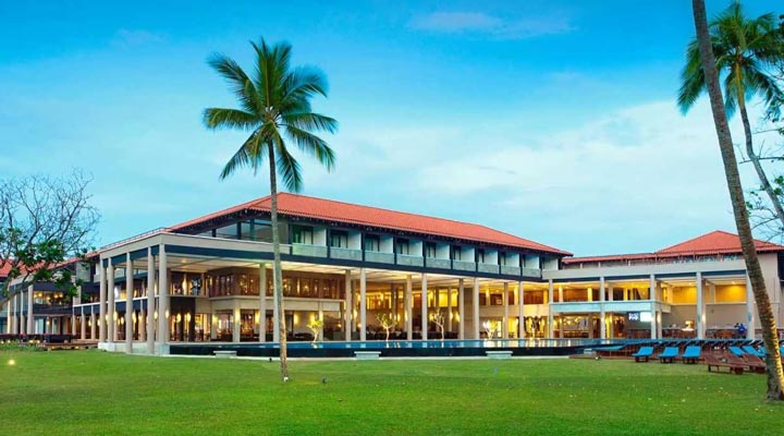 Cinnamon-Bey-Hotel-Resort-Spa-Grass-Gras-Trees