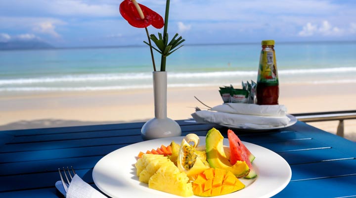 Coral-Strand-Smart-Choice-Hotel-Spa-Flower-Blomma-Breakfast-Frukost-Frukt