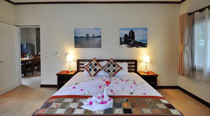 Cote-D-Or-Footprints-Room-Bed-Beds-Sang-Double-Honeymoon