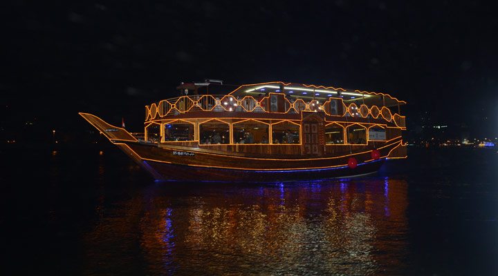 DXB-Marina-Dubai-Boats