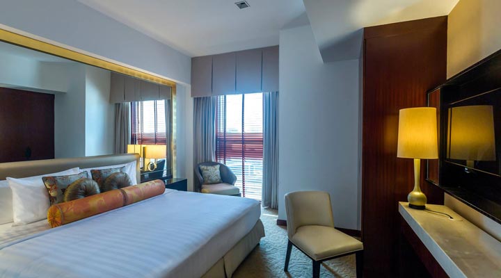 Dusit-Thani-Bed-Beds-Room