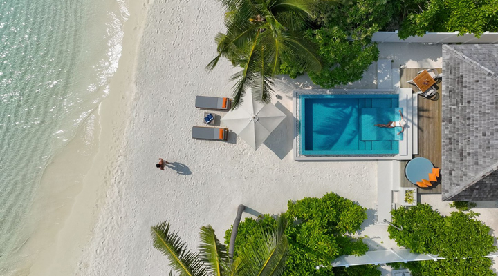 Emerald-Faarufushi-Beachpoolvilla-Poolvilla-strand-stranden-lagun-sand