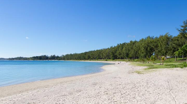 Emeraude-Beach-Hotel-Resort-Spa-Strand-Sand-Beach