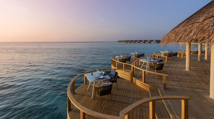 Faarufushi-Sky-Skies-Bar-Bars-Baren-Barer