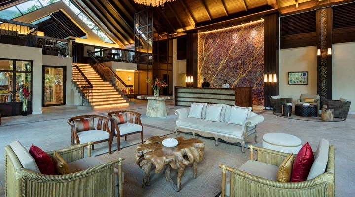 H-Resort-Spa-Lobby-Lounge