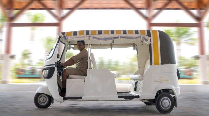 Hambantota-Arrival-Car