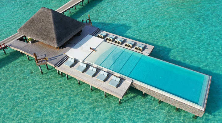 Heritance-Aarah-Resort-Spa-Pool-Pools-Poolen-Overwaterpool-Infinitypool