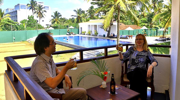 Hibiscus-Kalutara-Balcony-Room-Rum-Balkong