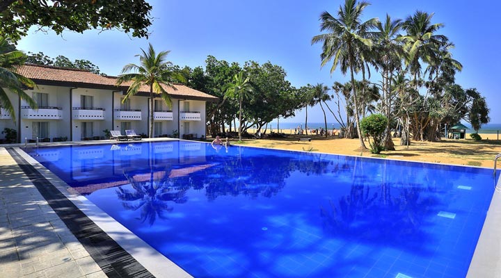 Hibiscus-Kalutara-Pool-Pools-Beach-Strand