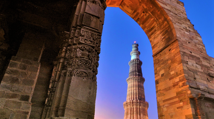 Indien-Delhi-Qutub-Minar-Indcen-resor