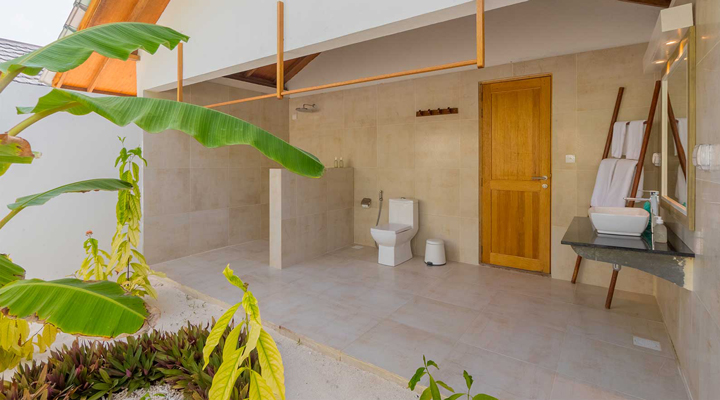 Innahura-Resort-Spa-Bathroom-Badrum-Badrummet-Bad-Dusch