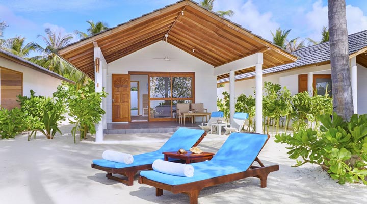 Innahura-Resort-Spa-Room-Rum-Bungalow-Chalet-Terass-Terracce