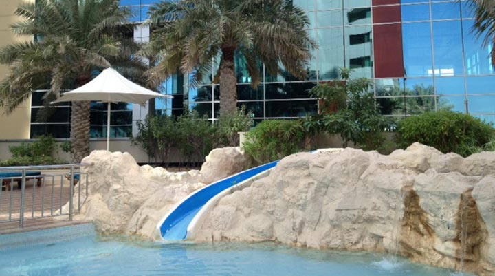 JA-Oasis-Beach-Tower-Poolslide