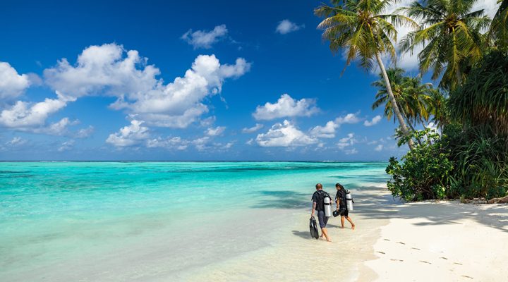 Jawakara-Islands-Dyk-dyka-dykning-strand-stranden-sand-lagun