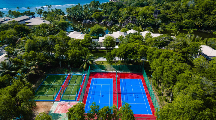 Kempinski-Resort-Spa-Mahe-Tennis-badminton-courts-banor-bana-tennisbana