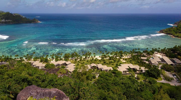 Kempinski-SEZ-View-Hill-Rock-Beach-Strand-Garden