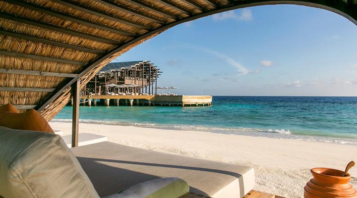 Kudadoo-Private-Island-Beach-Strand-Hammock-Sunbed