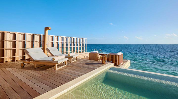 Kudadoo-Private-Island-Poolvillas-Decks-Deck-Pool