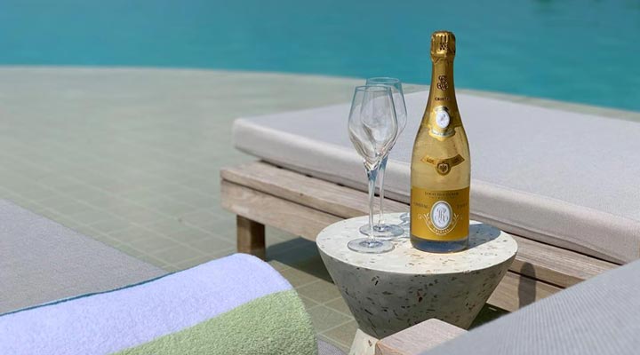 Kudadoo-Private-Island-Resort-Spa-Champagne-Wine-Vin