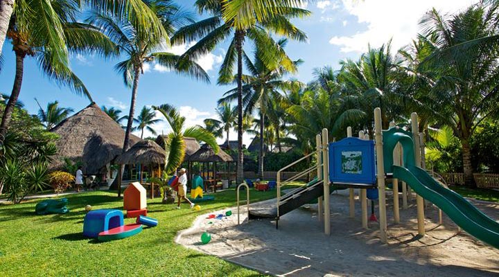 La-Pirogue-Resort-Hotel-Spa-Childclub-Child-Children-Barn-Barnklubb