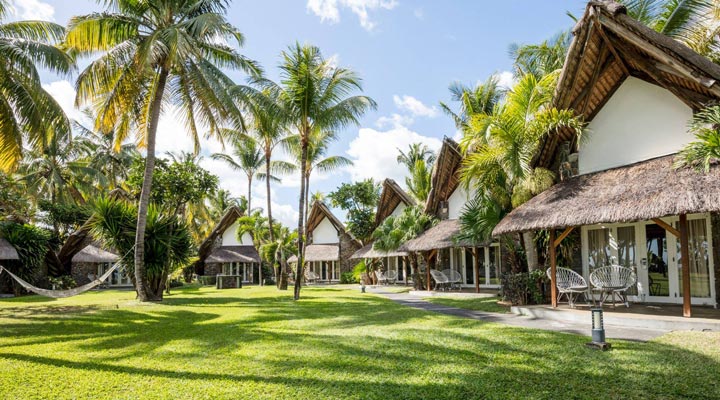 La-Pirogue-Resort-Spa-Bungalow-Chalet-Bungalows-Chalets