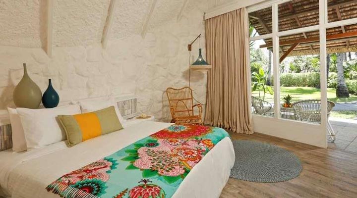 La-Pirogue-Resort-Spa-Room-Bungalow-Chalet-Bed-Sang-Rum