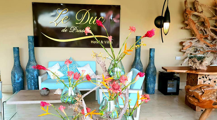 Le-Duc-Hotel-Resort-Spa-Lounge-Lounges-Reception-Bar