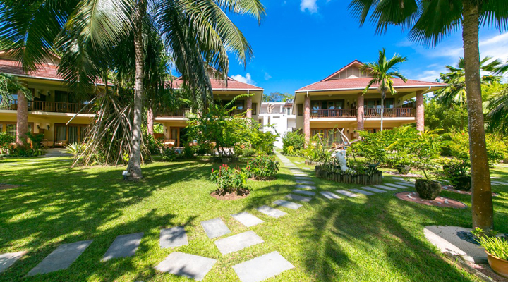 Le-Duc-Praslin-Resort-Spa-Hotell-Garden-Room-Chalet-Bungalow-Rum