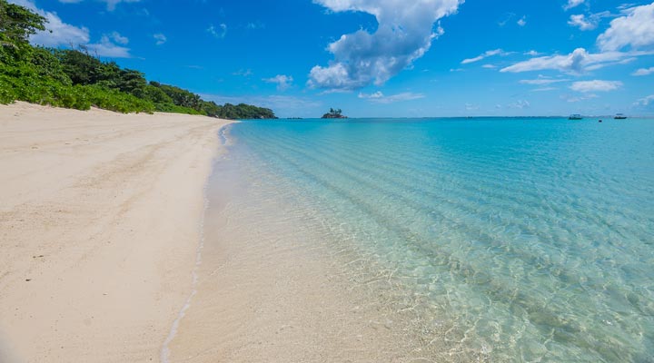 Le-Nautique-Apartments-Anse-Royale-Beach-Strand-Sand-Hav-Ocean-Sea