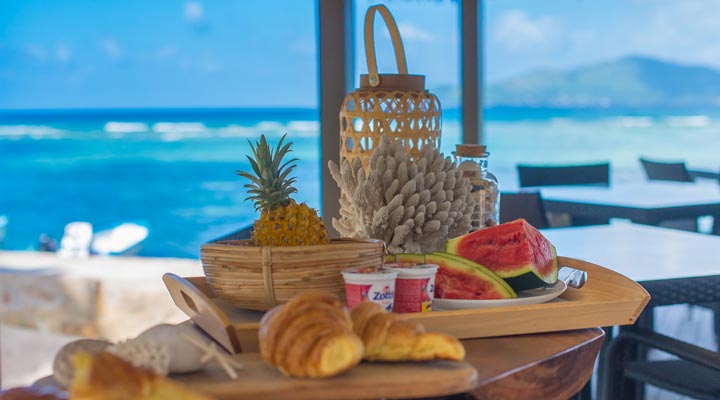 Le-Nautique-Luxury-Waterfront-Hotel-Breakfast-Frukost-Restaurang-Restaurant