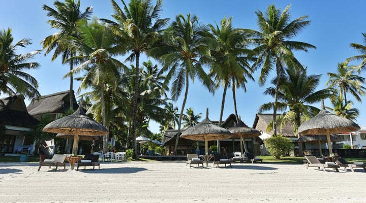 Le-Sakoa-Boutique-Hotel-Spa-Beach-Strand-Sand-Coconut-Kokosnot-Palm-Palms