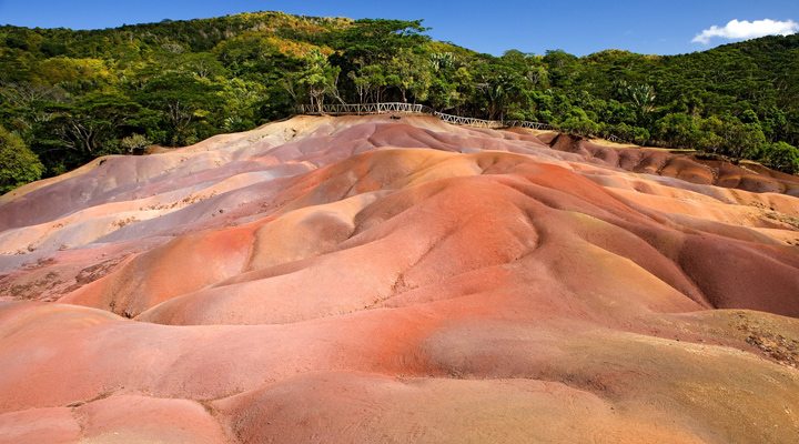 Mauritius-Chamarel-Earth-Coloured